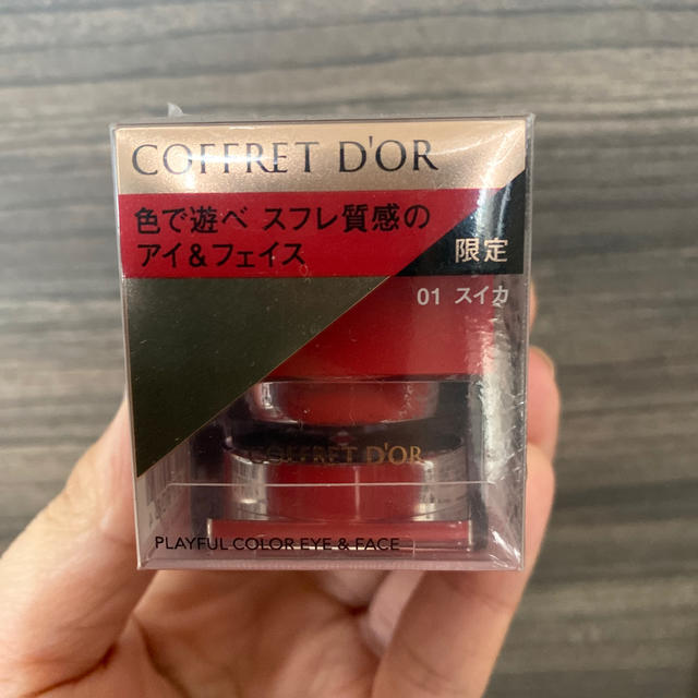 COFFRET D'OR(コフレドール)のコフレドール　フェイスカラー　スイカ コスメ/美容のベースメイク/化粧品(フェイスカラー)の商品写真