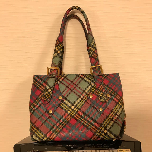 Vivienne Westwood(ヴィヴィアンウエストウッド)のヴィヴィアン　チェックバック レディースのバッグ(ハンドバッグ)の商品写真