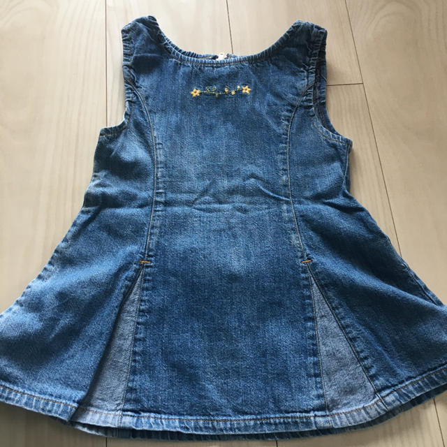 KP(ニットプランナー)のKP デニム　スカート  ワンピース　中古　90 95 キッズ/ベビー/マタニティのキッズ服女の子用(90cm~)(ワンピース)の商品写真