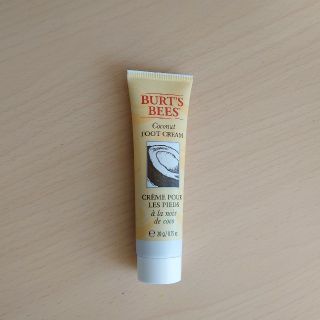 バーツビーズ(BURT'S BEES)のBURT'S BEESバーツビーズ　フットケア　フットクリーム(その他)