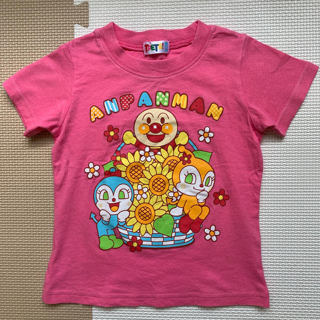 BANDAI(バンダイ)のキッズ　女児　半袖Tシャツ　100センチ アンパンマン   キッズ/ベビー/マタニティのキッズ服男の子用(90cm~)(Tシャツ/カットソー)の商品写真