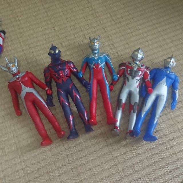 ウルトラマン ヒーロー１０体セット エンタメ/ホビーのフィギュア(特撮)の商品写真