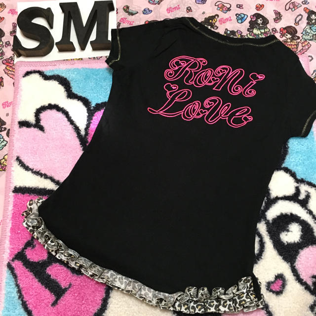 RONI(ロニィ)の美品★RONI★ヒョウ柄フリルTシャツ★SM キッズ/ベビー/マタニティのキッズ服女の子用(90cm~)(Tシャツ/カットソー)の商品写真