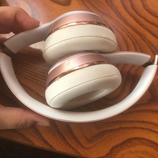 ビーツバイドクタードレ(Beats by Dr Dre)のbeats solo3 ワイヤレスヘッドホン(ヘッドフォン/イヤフォン)