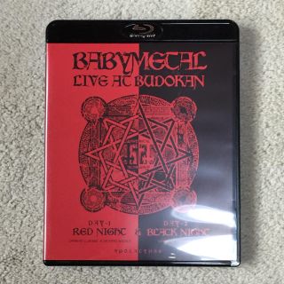 ベビーメタル(BABYMETAL)のBlu-ray「LIVE　AT　BUDOKAN～RED　NIGHT　＆　BLAC(ミュージック)