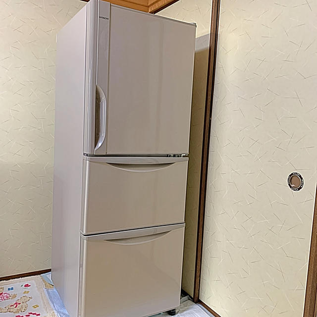 日立(ヒタチ)のHITACHI 3ドア冷蔵庫R27FV 265L スマホ/家電/カメラの生活家電(冷蔵庫)の商品写真