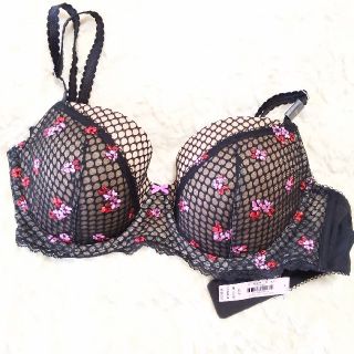 ヴィクトリアズシークレット(Victoria's Secret)のヴィクトリアシークレット 32DD ドリームエンジェル(ブラ)