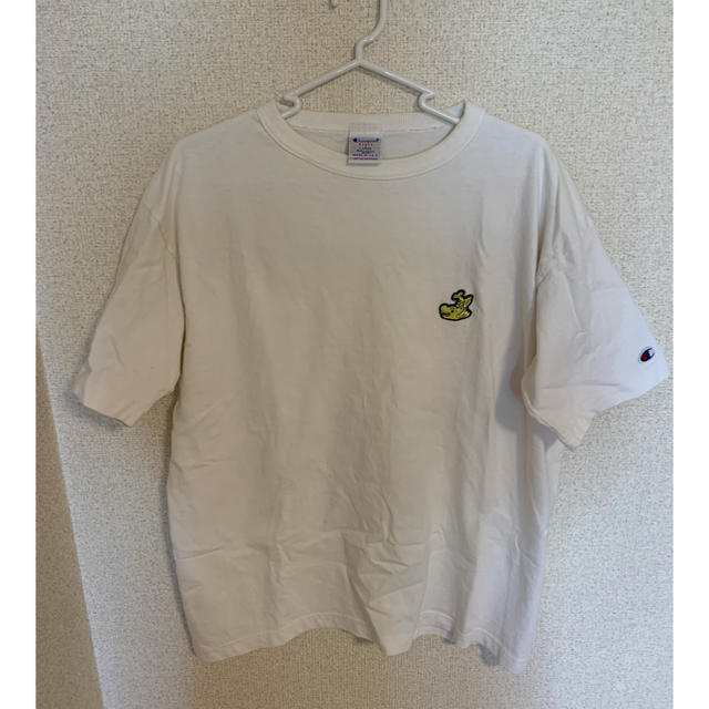 Champion(チャンピオン)のチャンピオン　Tシャツ　ホワイト　Lサイズ メンズのトップス(Tシャツ/カットソー(半袖/袖なし))の商品写真