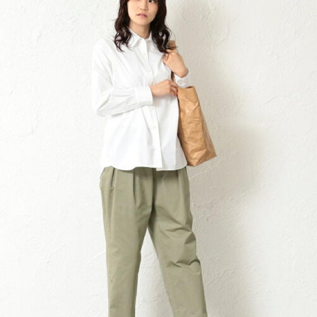 MACKINTOSH PHILOSOPHY(マッキントッシュフィロソフィー)のMACKINTOSH PHILOSOPHY MP STORE レギュラーシャツ レディースのトップス(シャツ/ブラウス(長袖/七分))の商品写真