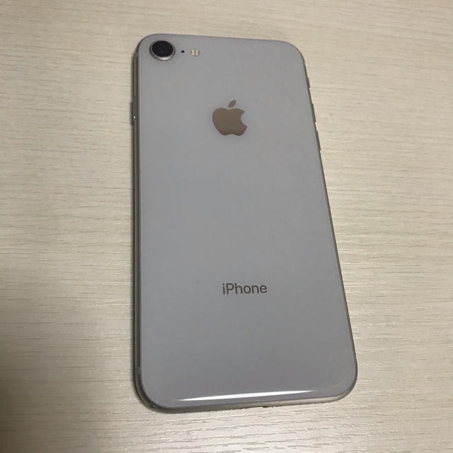 iPhone 8 256GB SIMフリー　海外版