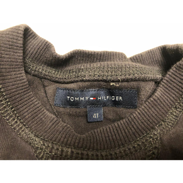 TOMMY HILFIGER(トミーヒルフィガー)のTommy Hilfigerトレーナー4歳 キッズ/ベビー/マタニティのキッズ服男の子用(90cm~)(Tシャツ/カットソー)の商品写真