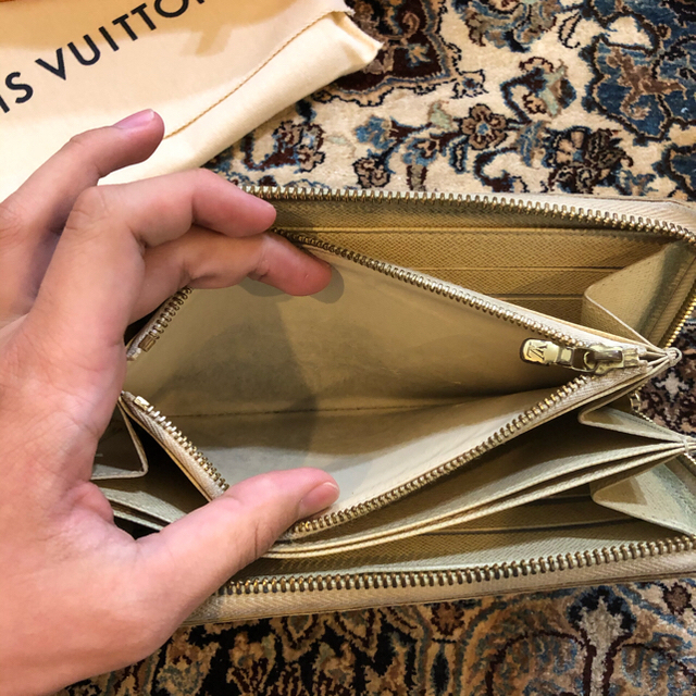 LOUIS VUITTON ダミエ アズール ジッピーウォレット 長財布 LOUIS VUITTON ダミエ アズール ジッピーウォレット 長財布