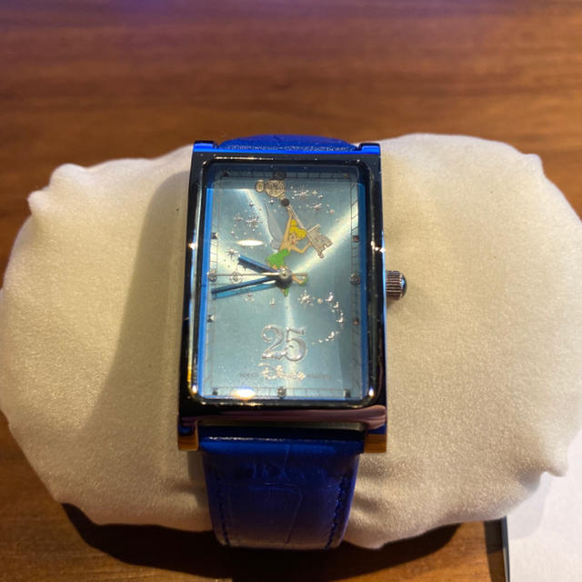 Disney(ディズニー)の【非売品】東京ディズニーリゾート25周年 オリジナル腕時計 レディースのファッション小物(腕時計)の商品写真
