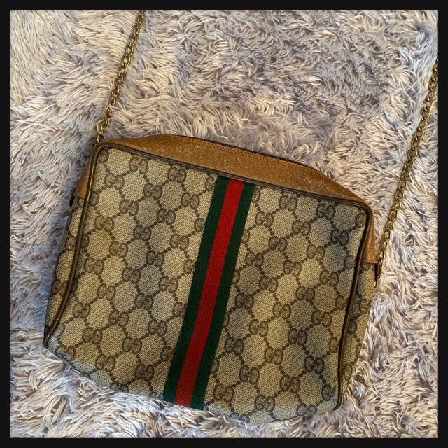 【人気商品】♡GUCCI ビンテージ 激かわチェーンタイプ ショルダーバッグ バッグ