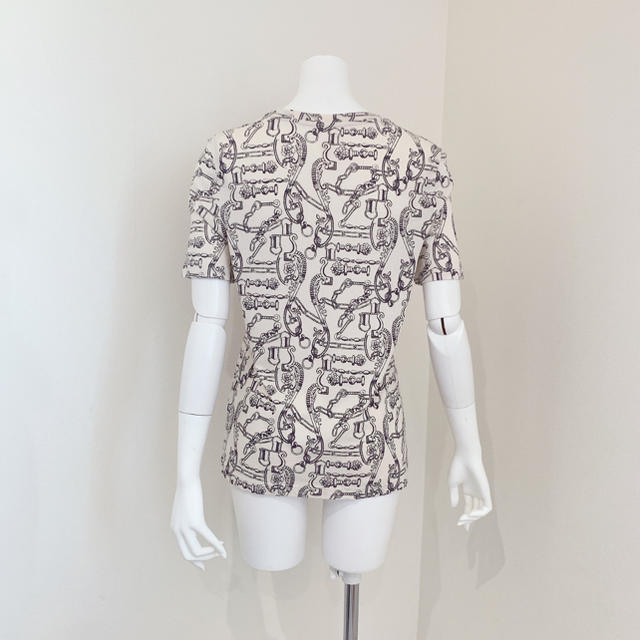 Tory Burch(トリーバーチ)のトリーバーチ  チェーンスカーフプリント　Tシャツ レディースのトップス(Tシャツ(半袖/袖なし))の商品写真