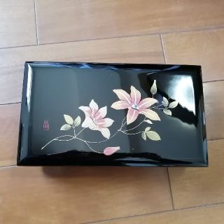 漆の宝石入れ(漆芸)