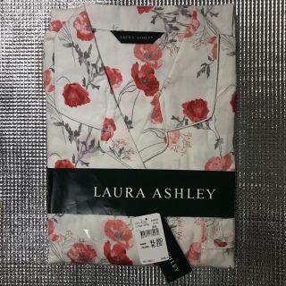 ローラアシュレイ(LAURA ASHLEY)の新品 ローラアシュレイ 長袖パジャマ LL ポピー　赤(パジャマ)