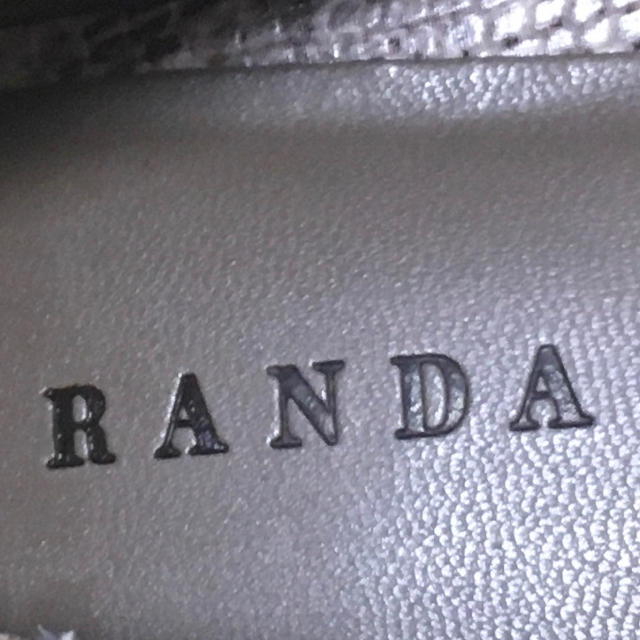 RANDA(ランダ)の専用　RANDA パンプス　グレー　美品 レディースの靴/シューズ(ハイヒール/パンプス)の商品写真