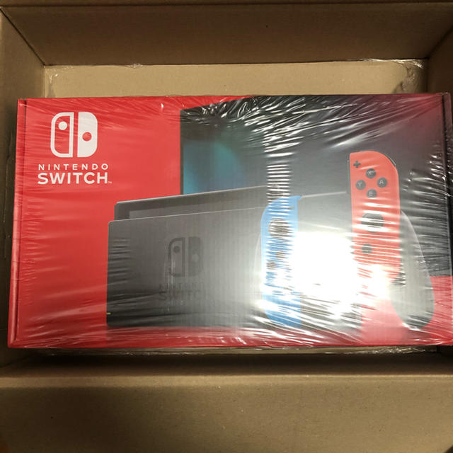 家庭用ゲーム機本体Nintendo Switch ネオンブルー/レッド