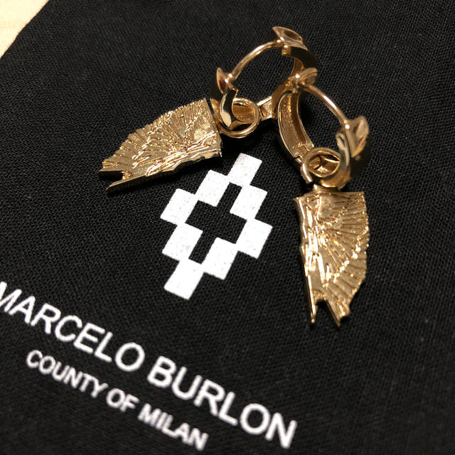 MARCELO BURLON マルセロバーロン　フェザー　ピアス　ゴールドアクセサリー