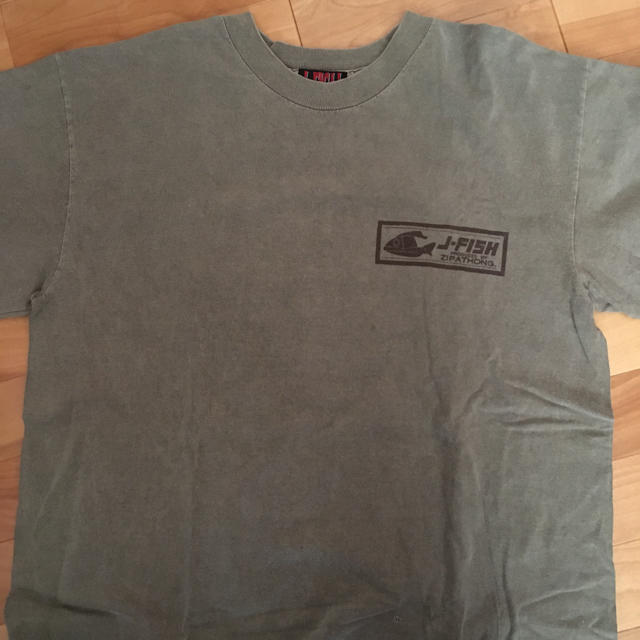 モスグリーン　Tシャツ メンズのトップス(Tシャツ/カットソー(半袖/袖なし))の商品写真