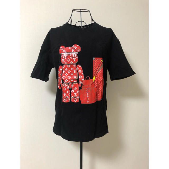ロゴTシャツ(黒) カットソー　トップス レディースのトップス(Tシャツ(半袖/袖なし))の商品写真