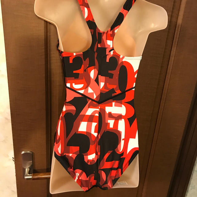 SPEEDO(スピード)の競泳用水着　Speedo 赤系 レディースの水着/浴衣(水着)の商品写真