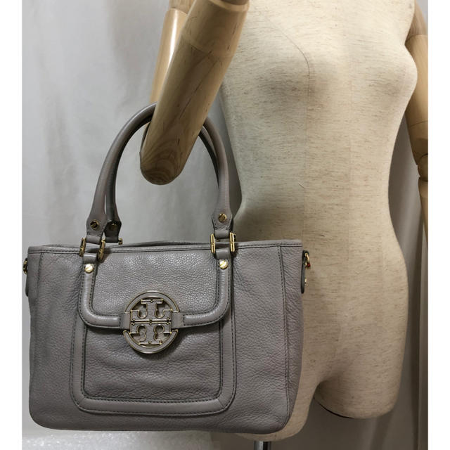 Tory Burch(トリーバーチ)の☆美品☆送料無料☆TORYBURCHトリーバーチレザーハンドバッグ☆グレー系☆ レディースのバッグ(ハンドバッグ)の商品写真