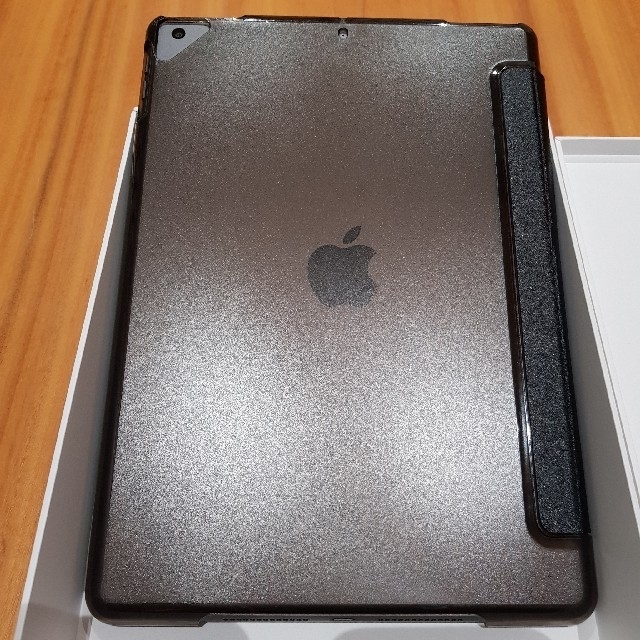 【開封のみ】 iPad 第7世代 32GB Wi-Fi版 スペースグレー 2
