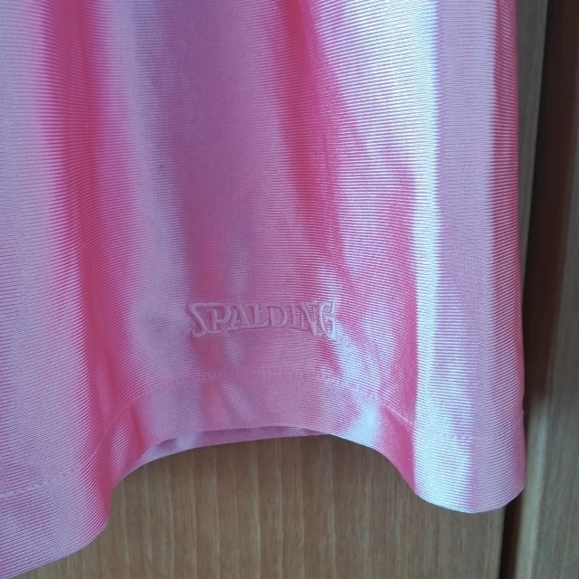 SPALDING(スポルディング)のピンクのバスパン　バスケットパンツ レディースのパンツ(ハーフパンツ)の商品写真