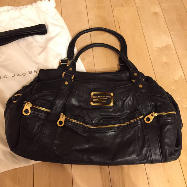 MARC BY MARC JACOBS(マークバイマークジェイコブス)のお値下げ♡正規品マークバイレザーバッグ  レディースのバッグ(ボストンバッグ)の商品写真