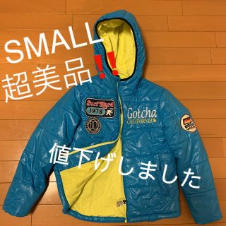 ガッチャ(GOTCHA)のGOTCHA 中綿ジャケット　SMALLサイズ　大人の方にも❣️(ナイロンジャケット)