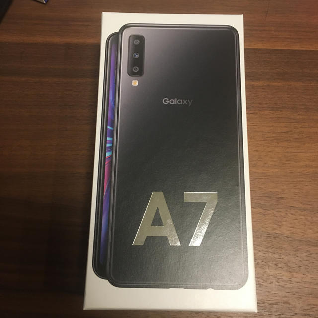 SIMフリーGalaxy A7 SIMフリー ブラック 64GB - スマートフォン本体