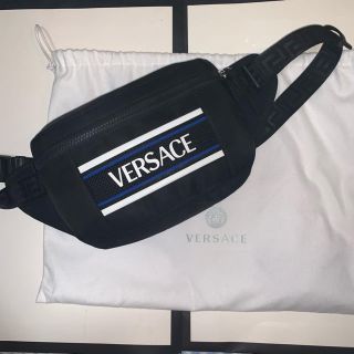 ヴェルサーチ(VERSACE)のヴェルサーチ　ボディバッグ　ショルダーバッグ(ウエストポーチ)