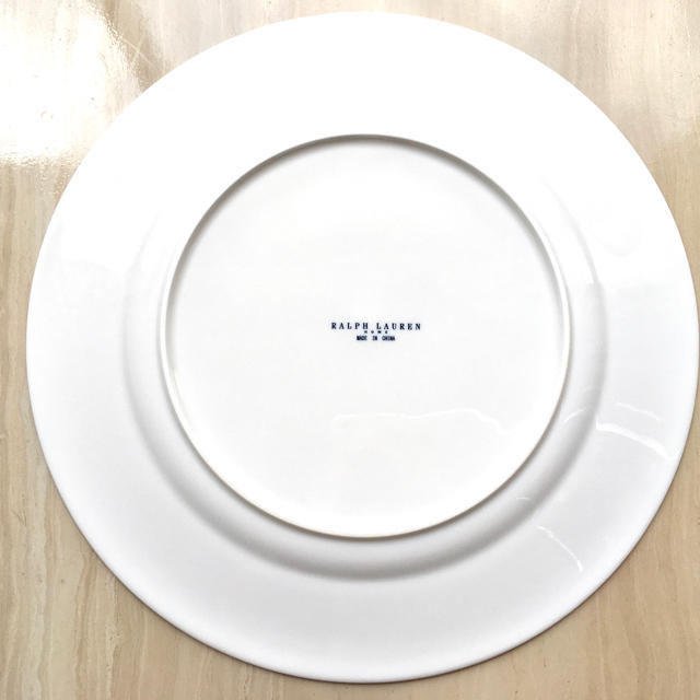 Ralph Lauren(ラルフローレン)のラルフローレン カッシー デイナープレート!新品 インテリア/住まい/日用品のキッチン/食器(食器)の商品写真