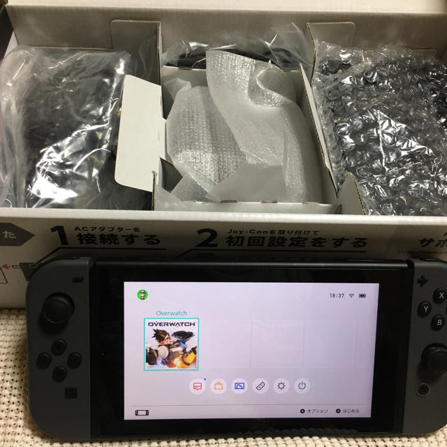 Nintendo Switch(ニンテンドースイッチ)のNintendo Switch JOY-CON グレー 本体  HAC-S-KA エンタメ/ホビーのゲームソフト/ゲーム機本体(家庭用ゲーム機本体)の商品写真