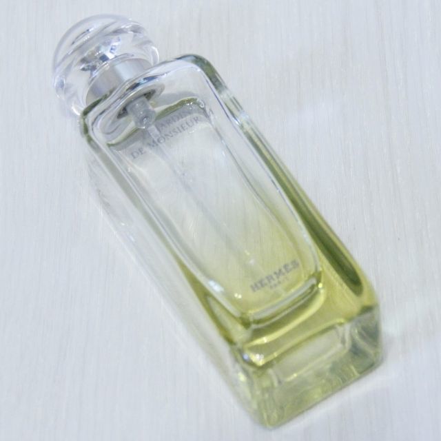 Hermes - 送料無料★エルメス 李氏の庭 100ml 香水 EDT(オードトワレ)の通販 by ぴのこ's shop｜エルメスならラクマ