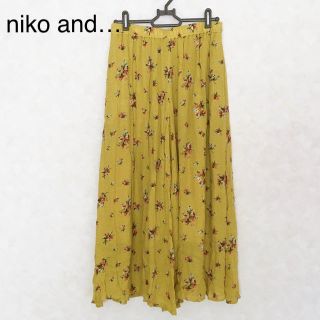 ニコアンド(niko and...)のniko and…☆花柄 ロングパンツ☆新品未使用(カジュアルパンツ)