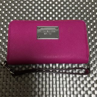 マイケルコース(Michael Kors)の値下げマイケルコース携帯ケース(モバイルケース/カバー)