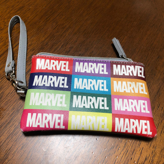 MARVEL(マーベル)のmarvel パスケース メンズのファッション小物(名刺入れ/定期入れ)の商品写真