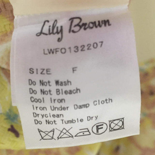 Lily Brown(リリーブラウン)の花柄フレアワンピース レディースのワンピース(ミニワンピース)の商品写真