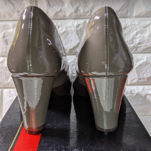 ハイヒール39 グレイ色COSTA SMERALDA(コスタスメラルダ) レディースの靴/シューズ(ハイヒール/パンプス)の商品写真