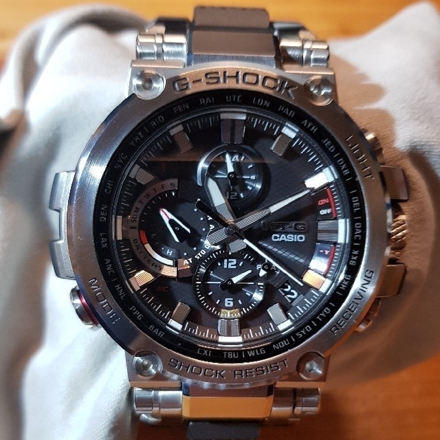 時計G shock  MTG B1000 1AJF