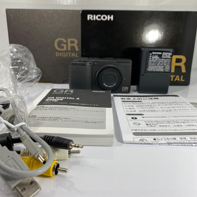 RICOH(リコー)のRicoh GR digital 2 新品同様　ショット数5回 スマホ/家電/カメラのカメラ(コンパクトデジタルカメラ)の商品写真