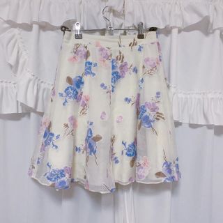 ジルスチュアート(JILLSTUART)のJILLSTUART 花柄 スカート 美品(ひざ丈スカート)