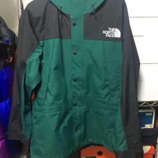 ザノースフェイス(THE NORTH FACE)の本日のみ値下ノースフェイス マウンテライトジャケット グリーン NP11834(ミリタリージャケット)