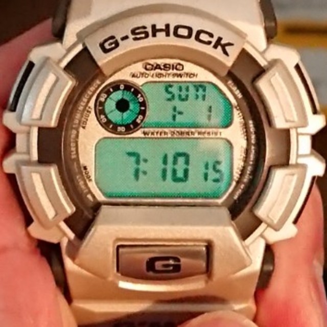 G-SHOCK(ジーショック)の【CREW様専用】CASIO G-SHOCK DW-9550 メンズの時計(腕時計(デジタル))の商品写真