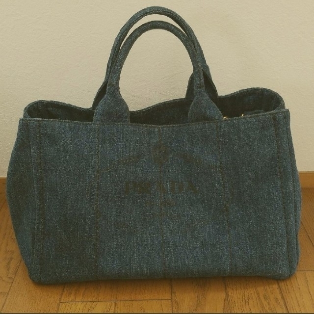 人気アイテム PRADA - 2回短時間のみ使用【PRADA】カナパ トートバッグ