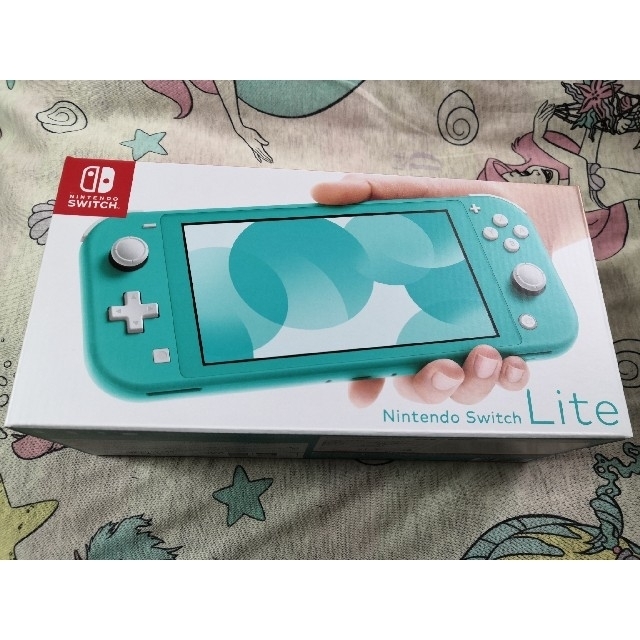 することは Nintendo Switch - Nintendo Switch Lite ターコイズ 新品未開封品 画面シール付の通販 by