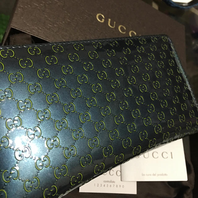 Gucci(グッチ)の美品　高級GUCCI ラウンドファスナー　長財布　正規品 メンズのファッション小物(長財布)の商品写真